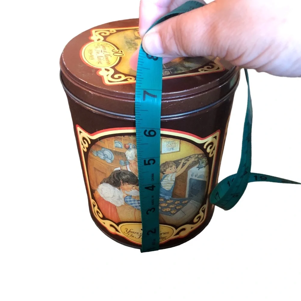 Nestle Tollhouse Vintage Metal Tin